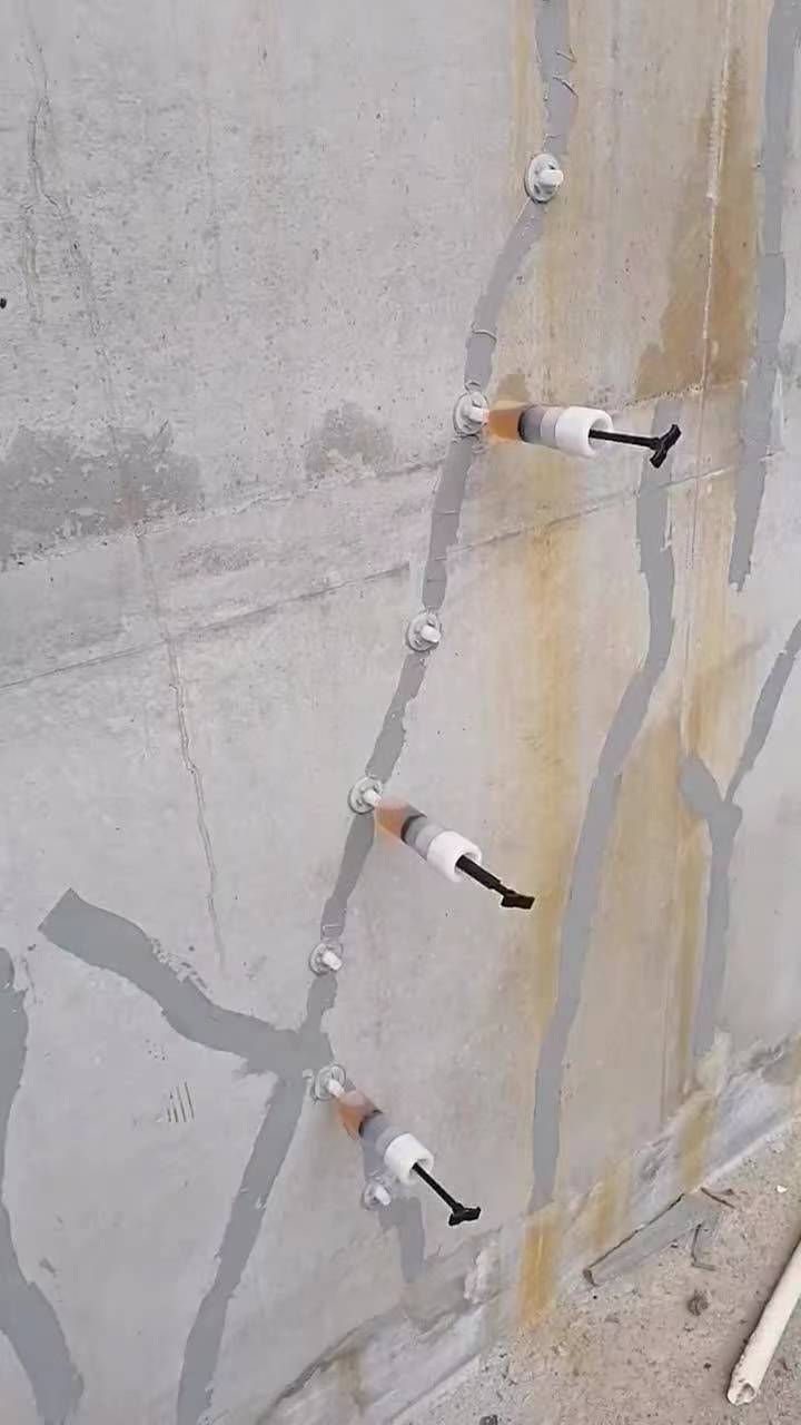 乌鲁木齐混凝土开裂的原因